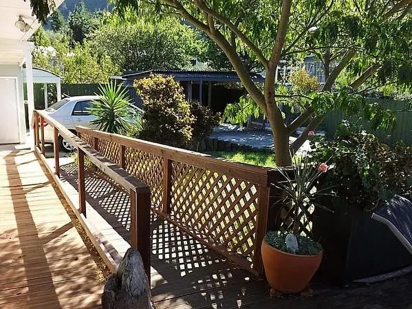Sunrise Beach House - Rarangi Holiday House Tuamarina